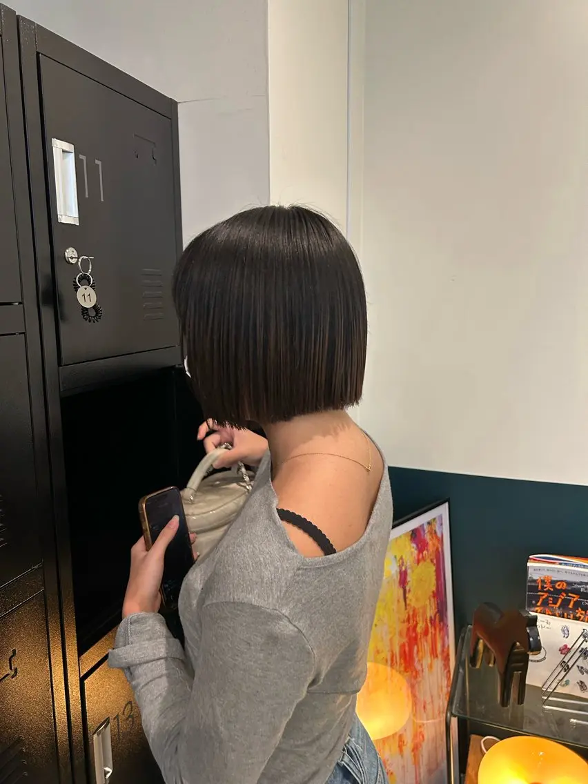 ショート 切りっぱなしボブ ボブ 顔周りカット レイヤーカット 小顔カット hair brace 智之のヘアスタイル