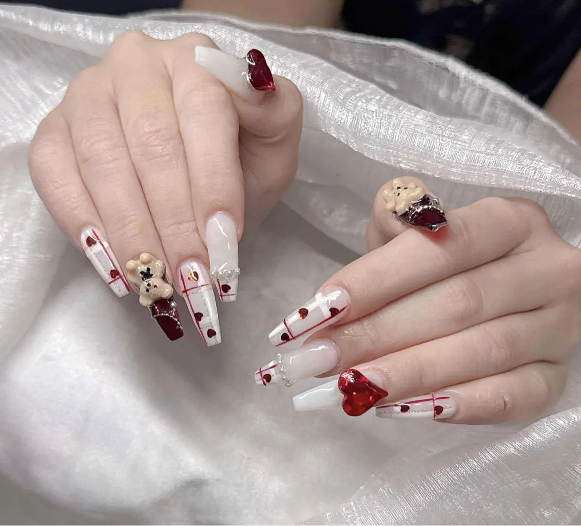 ネイル 長さ出し グラデーション 卒業式 キラキラネイル マグネットネイル ハンドネイル Lee Nailsのネイルデザイン