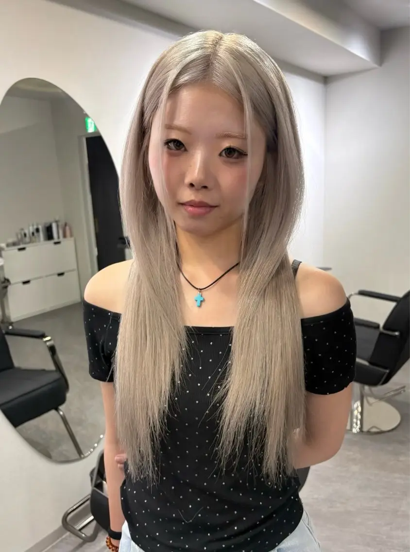 ロング カラー ヘアアレンジ ヘアカラー 🌈【🎀ヘアデザイ ナー🎀】✨ノン✨のヘアスタイル