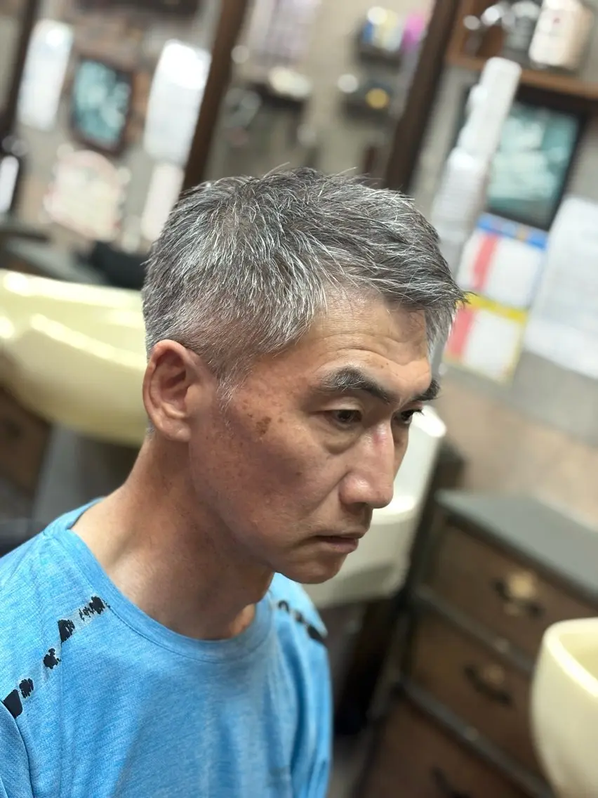 ショート 渡邊 挙児のヘアスタイル