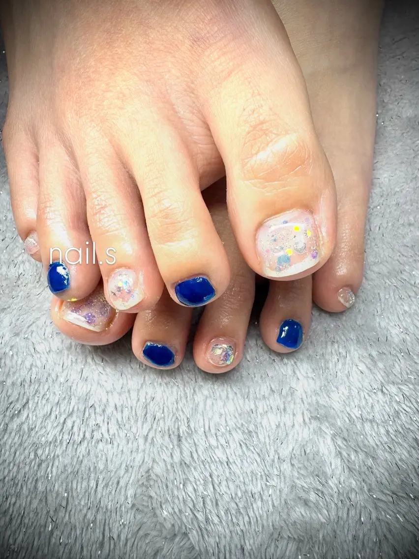 ネイル ブルー フラッシュネイル フットネイル フットネイル nail.s misatoのネイルデザイン