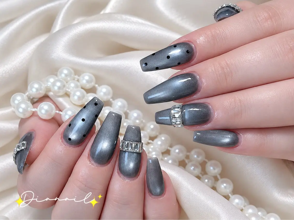 ネイル フットネイル 韓国ネイル レース マグネットネイル ニュアンスネイル ハンドネイル Dia nail サロンのネイルデザイン