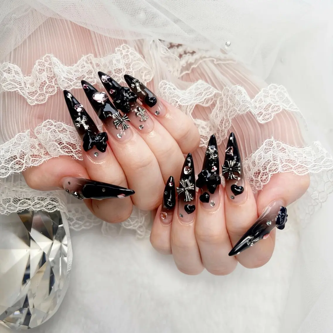 ネイル ハンドネイル Luna Nail.Novaのネイルデザイン