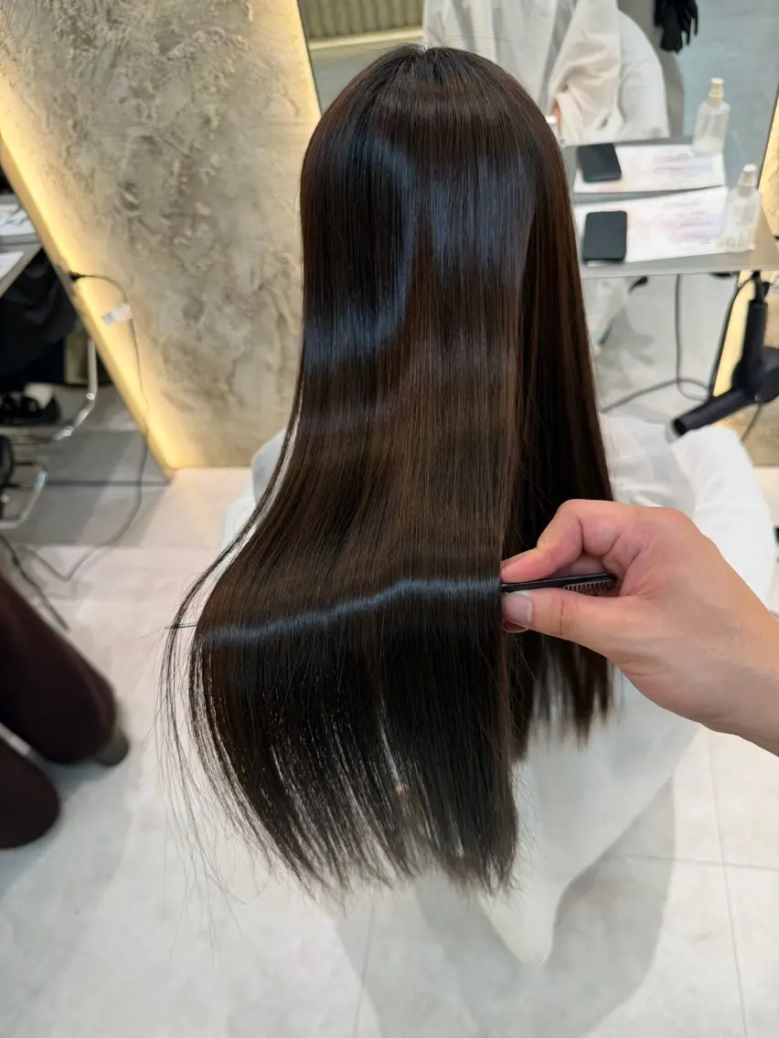 セミロング 縮毛矯正 カット 縮毛矯正 トリートメント 透明感カラー 韓国ヘア本郷のヘアスタイル