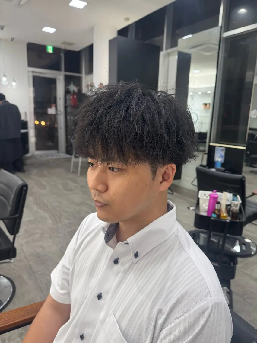 メンズ マッシュ メンズウルフカット ウルフカット カット メンズヘア カット、パーマ特化のヘアスタイル
