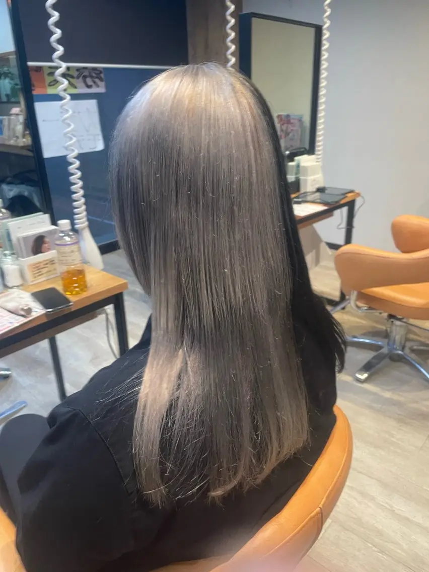 セミロング カラー ヘアカラー トリートメント 髪質改善/ブリーチ 田代 龍我のヘアスタイル