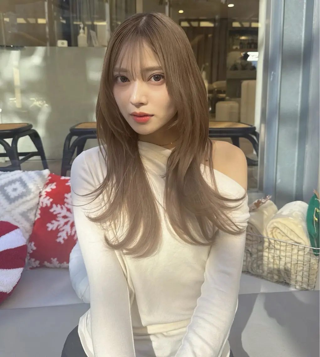 ロング カラー ベージュカラー 透明感カラー 顔まわりレイヤー 髪質改善 レイヤーカット カット ヘアカラー トリートメント 💎透明感カラー特化 💎TAISEIのヘアスタイル