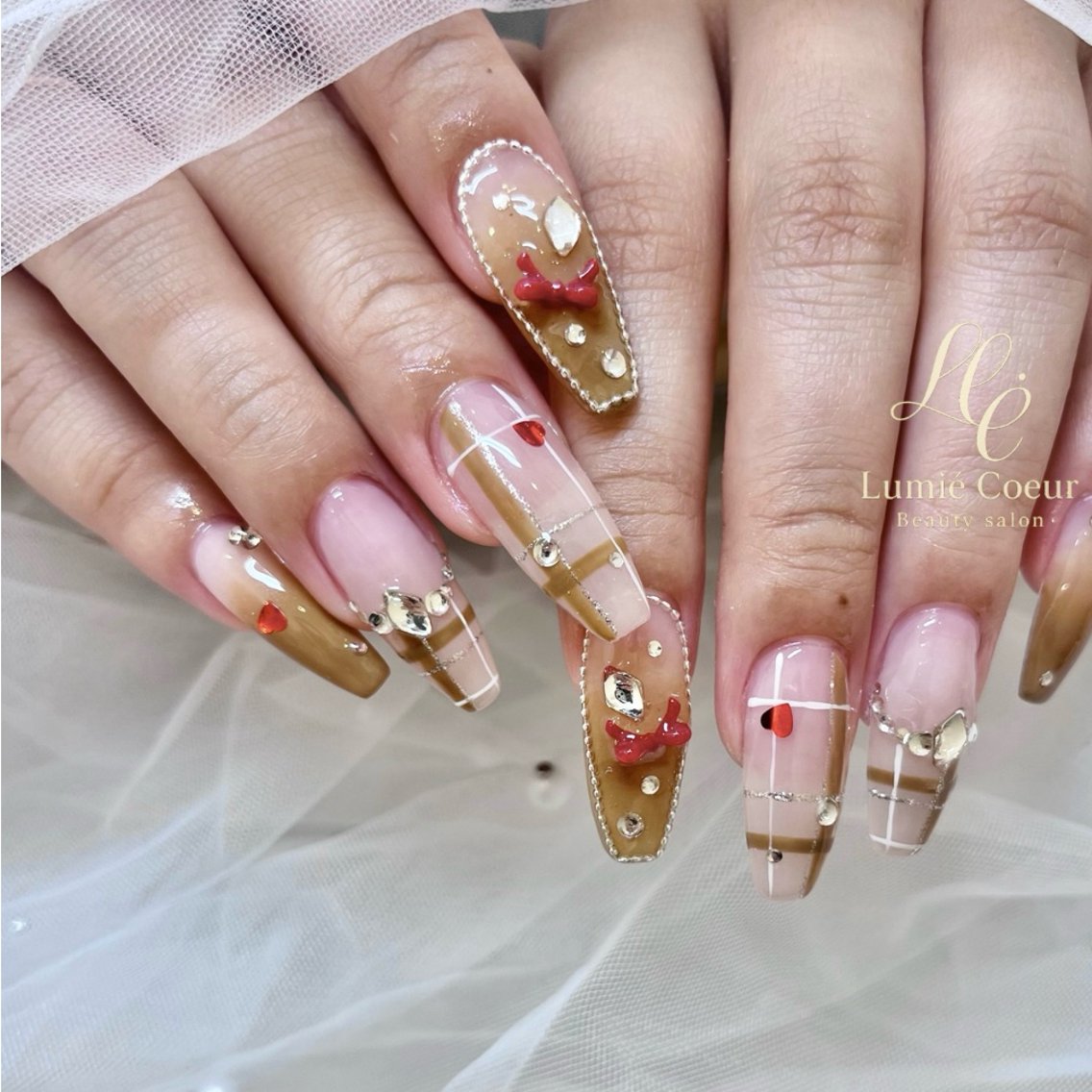 ネイル ハンドネイル LumiéCoeur Nanaeのネイルデザイン