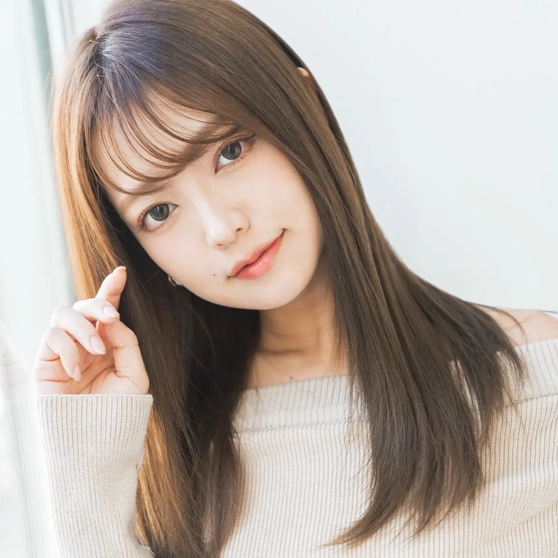 セミロング カット ヘアカラー 縮毛矯正 トリートメント 髙橋明衣 /tocca船橋北口のヘアスタイル