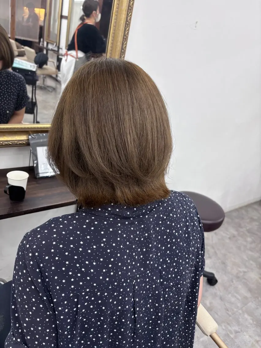ミディアム しまぬき じゅねのヘアスタイル