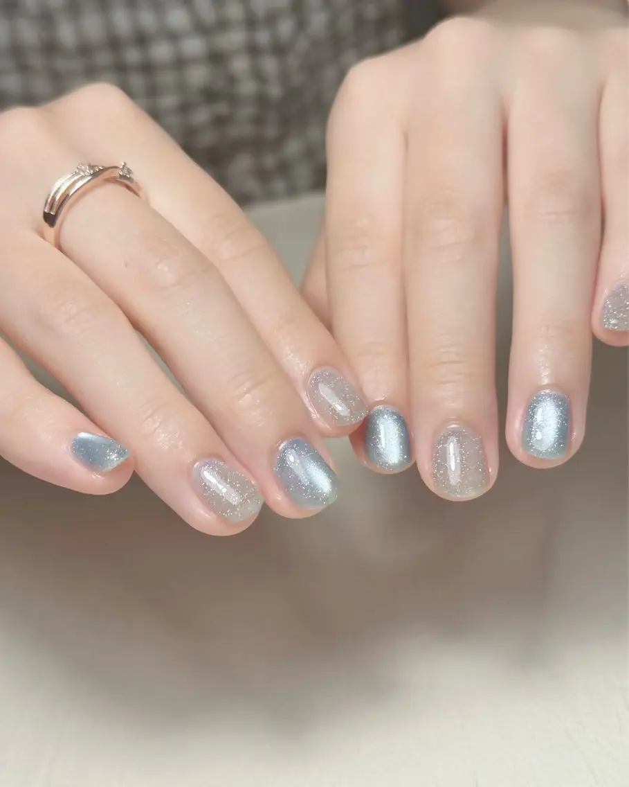 ネイル ハンドネイル Tiny Glowのネイルデザイン