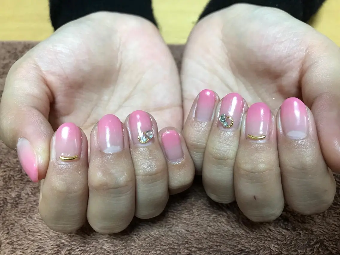 ネイル private_ salon.Leaのネイルデザイン