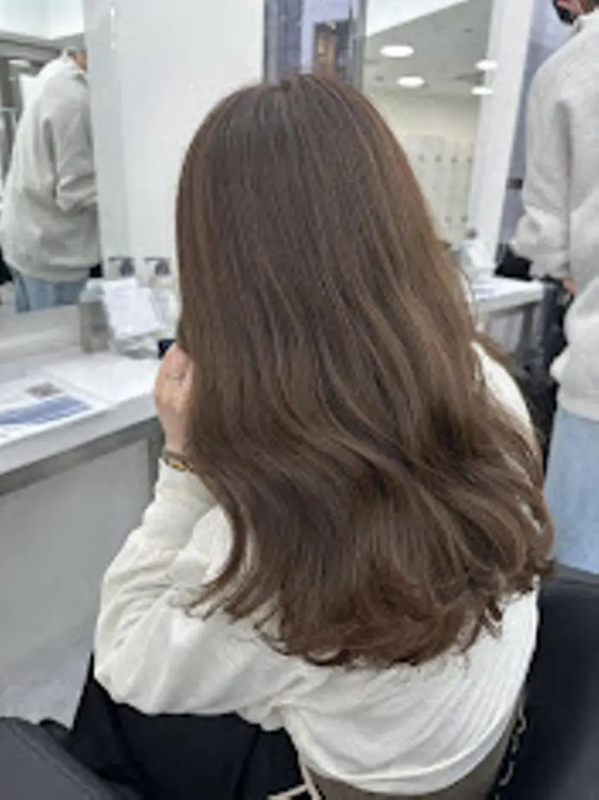 🩶オリーブグレージュワンカラー➕オリジナルトリートメント➕炭酸スパ🩶　　🌿イヤな赤みを消して透明感溢れる美髪に🌿の写真