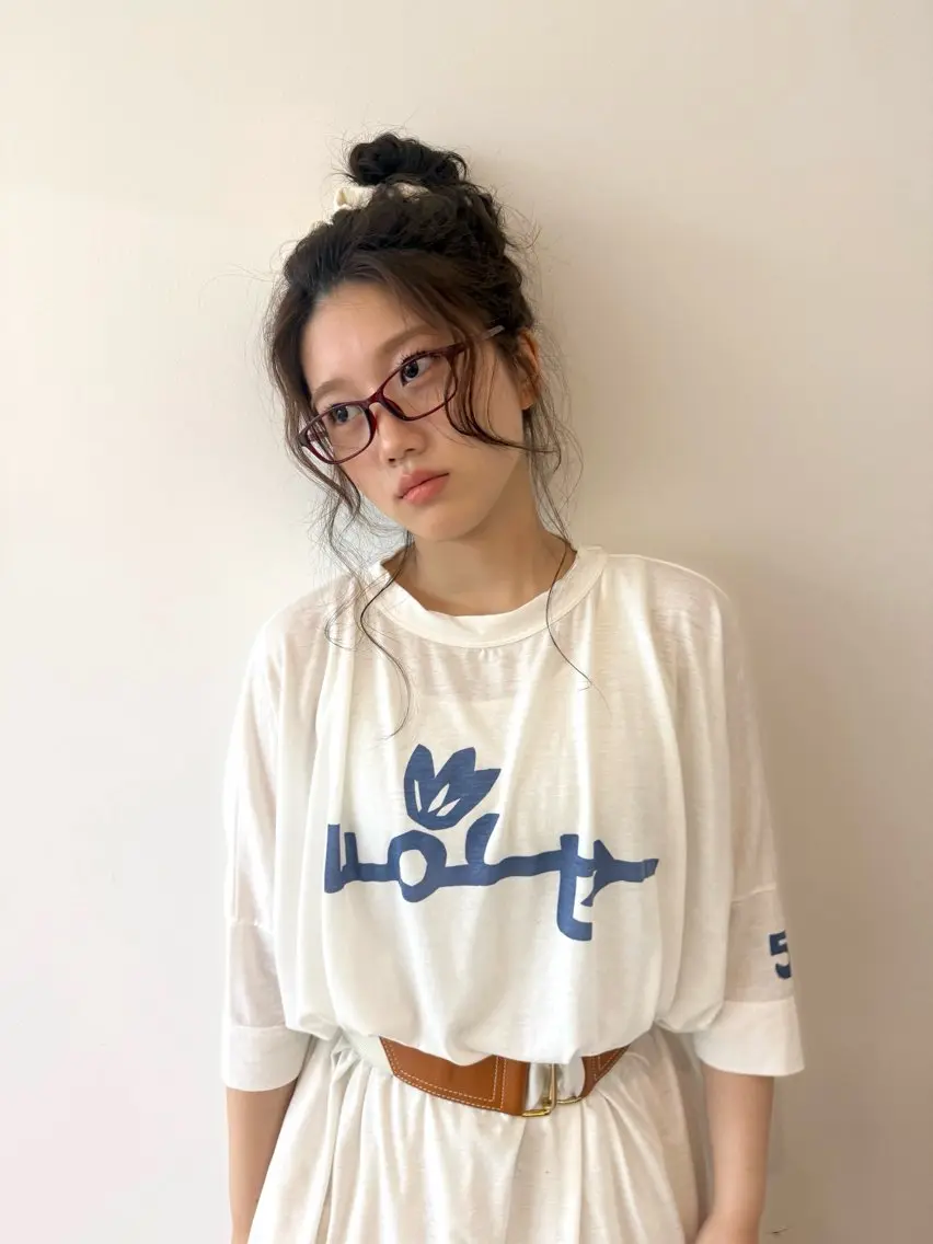 ミディアム カット レイヤーカット uraraのヘアスタイル
