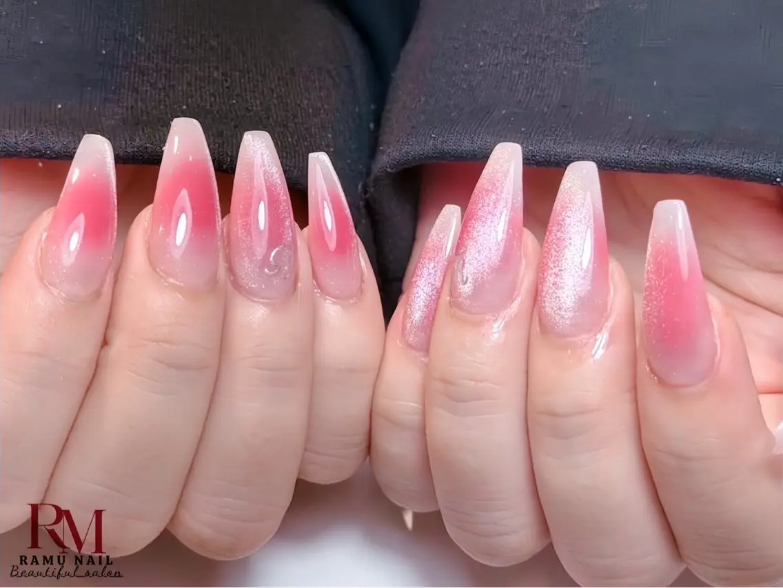 ネイル マグネットネイル ハンドネイル RAMU Nail 恵比寿店のネイルデザイン
