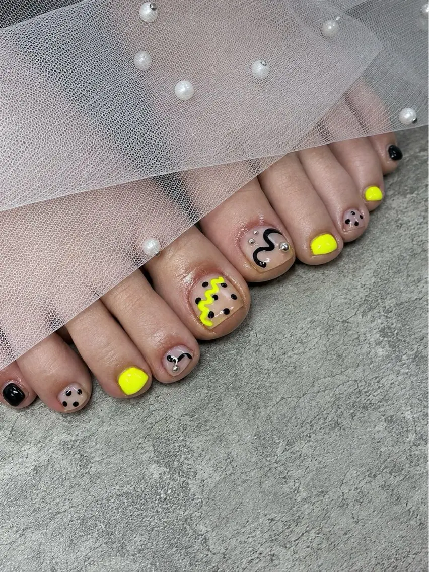 ネイル shiki_nail 🪐のネイルデザイン