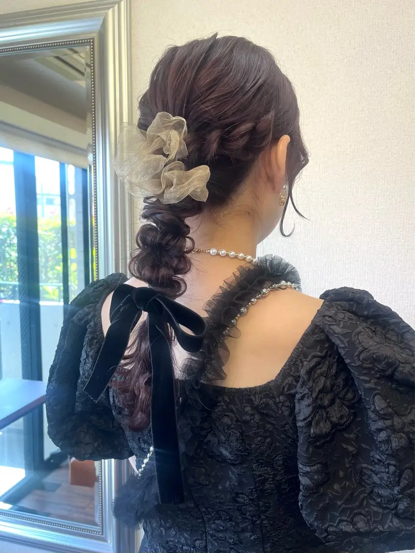 ロング カラー パーマ ヘアアレンジ ロング ヘアセット yukimi .のヘアスタイル