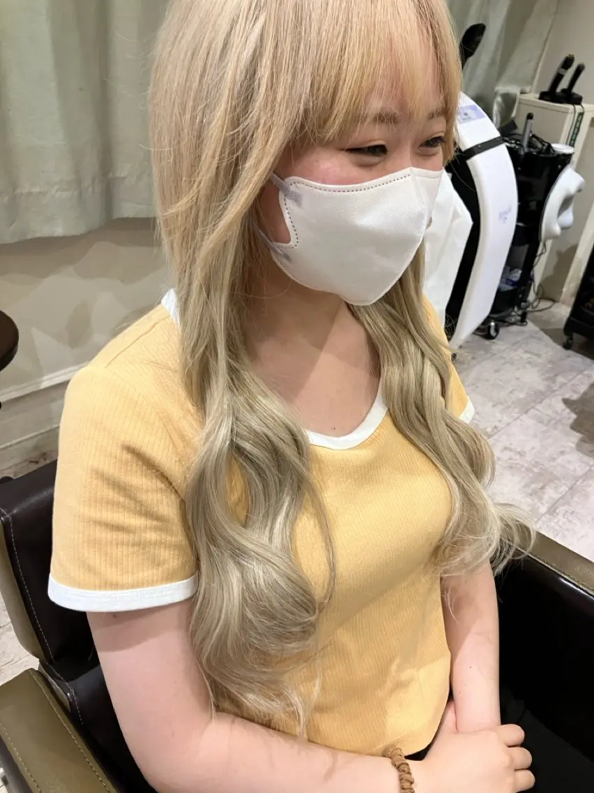 ミディアム エクステ エクステブリーチ矯正 griFFicaのヘアスタイル
