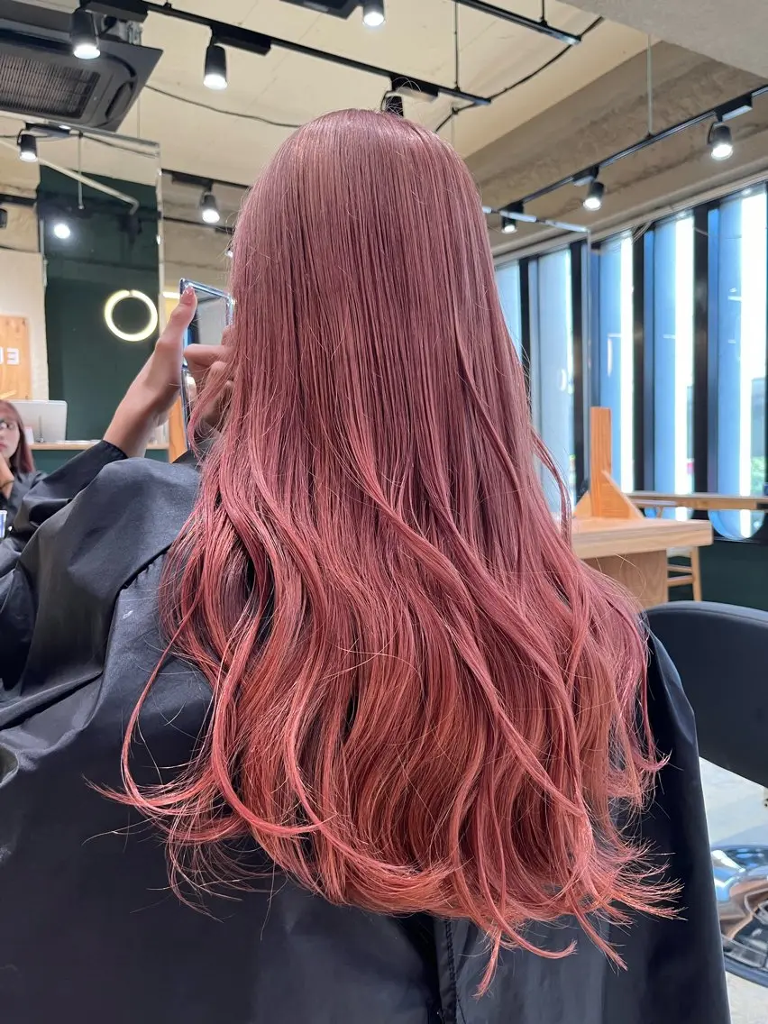 《🔆初回限定クーポン🔆》💗【上品で可愛い暖色系】ブリーチ+オンカラー＋スチームトリートメント💗の写真