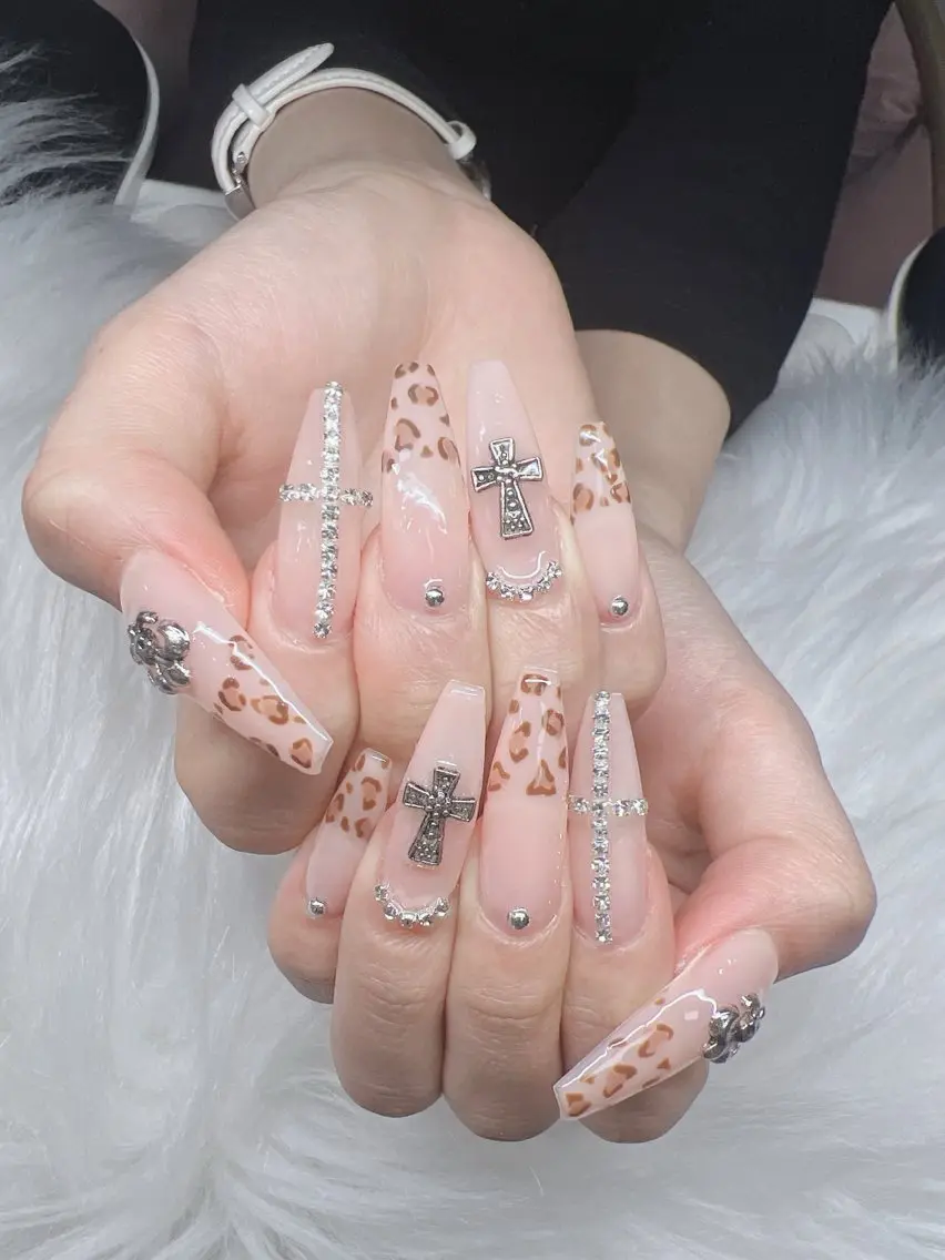 ネイル ハンドネイル Lee Nails チップ長さだし専門店のネイルデザイン