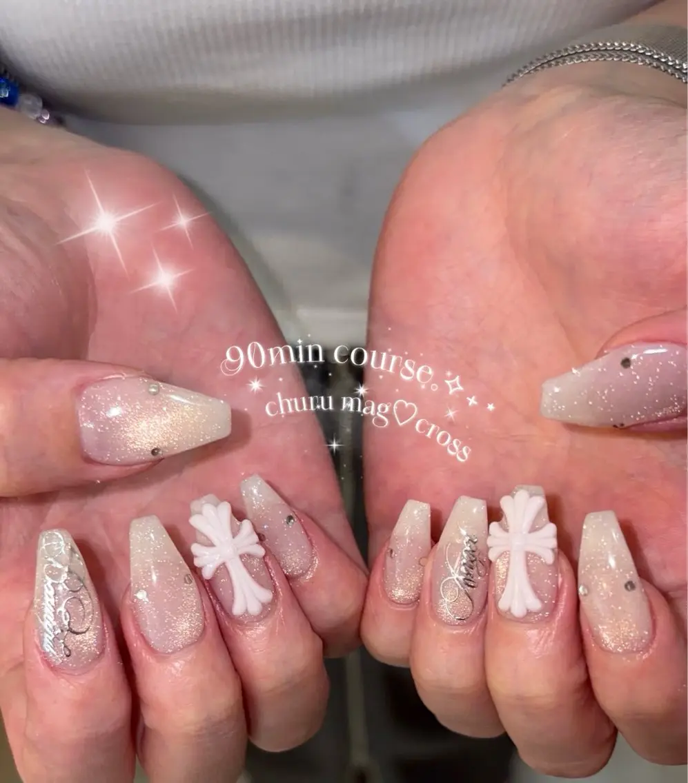 ネイル ハンドネイル ViViA momokaのネイルデザイン