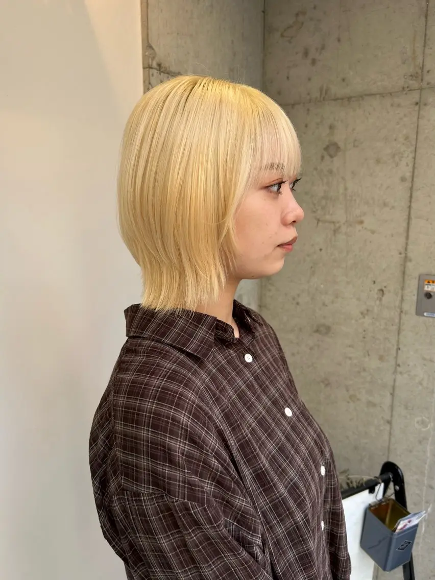 ミディアム カラー カット ヘアカラー トリートメント ベージュカラー🐑 レイヤー🤎塚原優芽のヘアスタイル