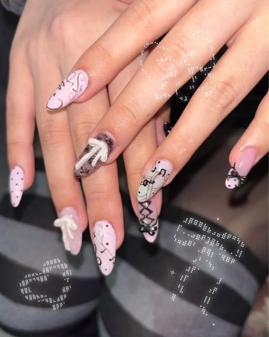 ネイル ハンドネイル 🪐富島彩夏 /海外nail🪐のネイルデザイン
