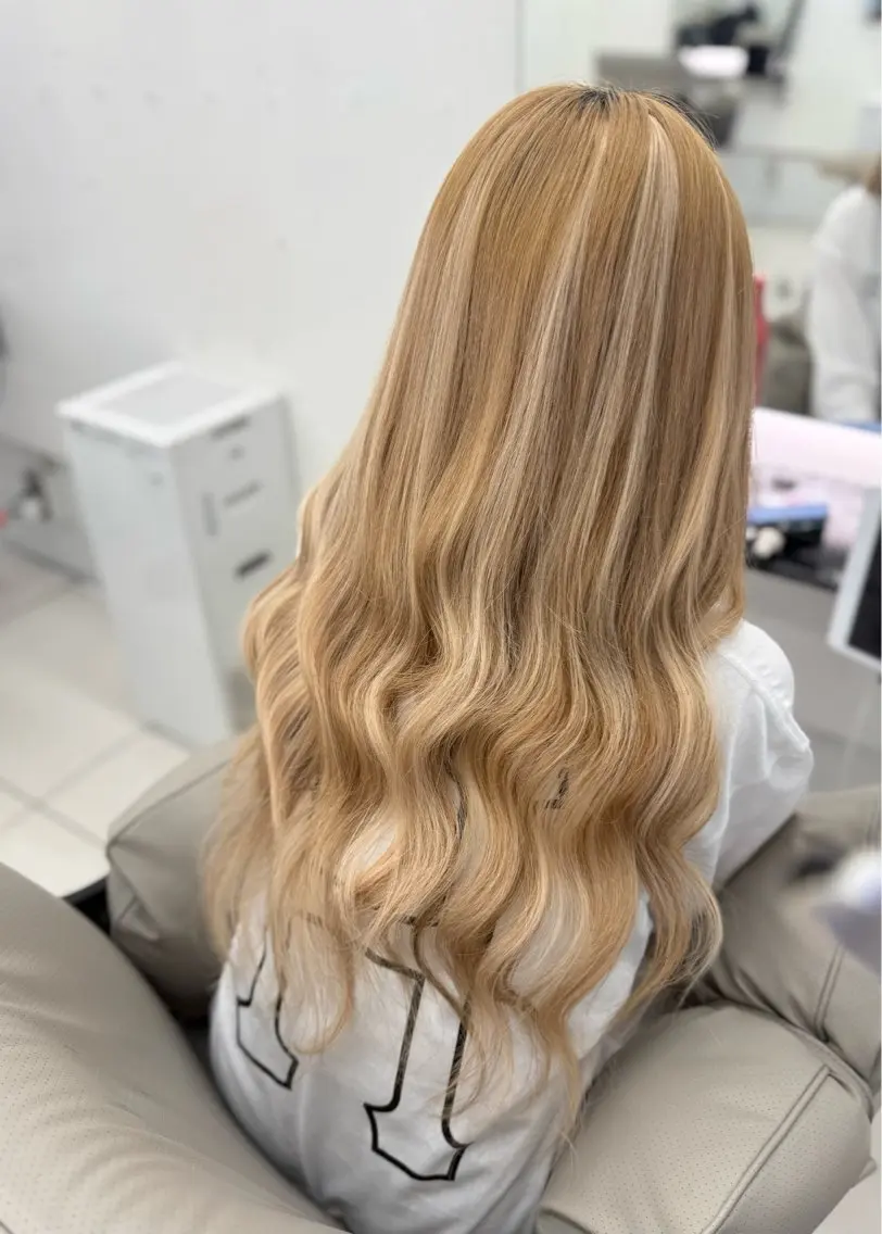 ロング ハイライト エクステ 大古 楓のヘアスタイル