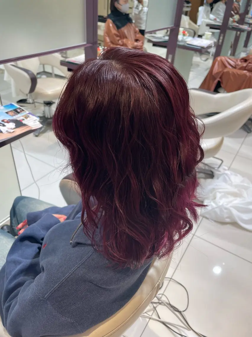 ミディアム まるやま ひなこ/艶髪カラーのヘアスタイル