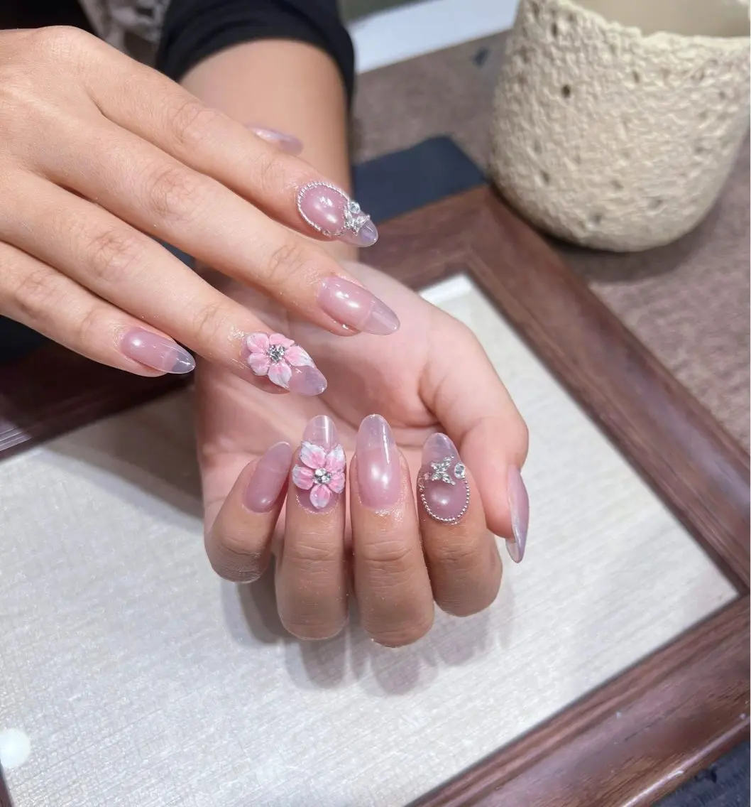 ネイル Minette nailHuongのネイルデザイン