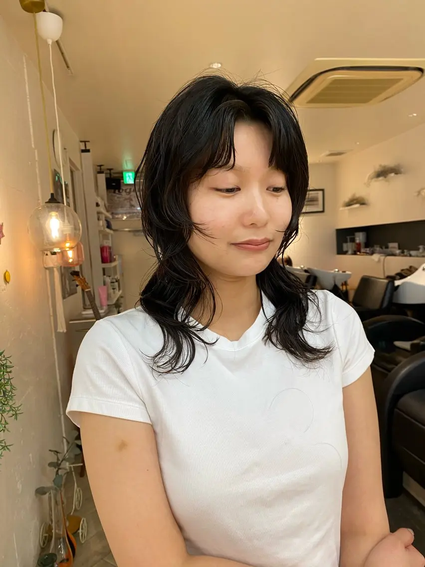 セミロング パーマ カット パーマ ナチュラルヘア🫧 ナナミのヘアスタイル