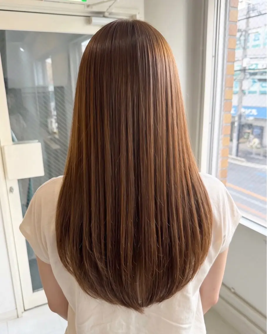 ロング カラー カット ヘアカラー トリートメント 桃木 杏奈のヘアスタイル