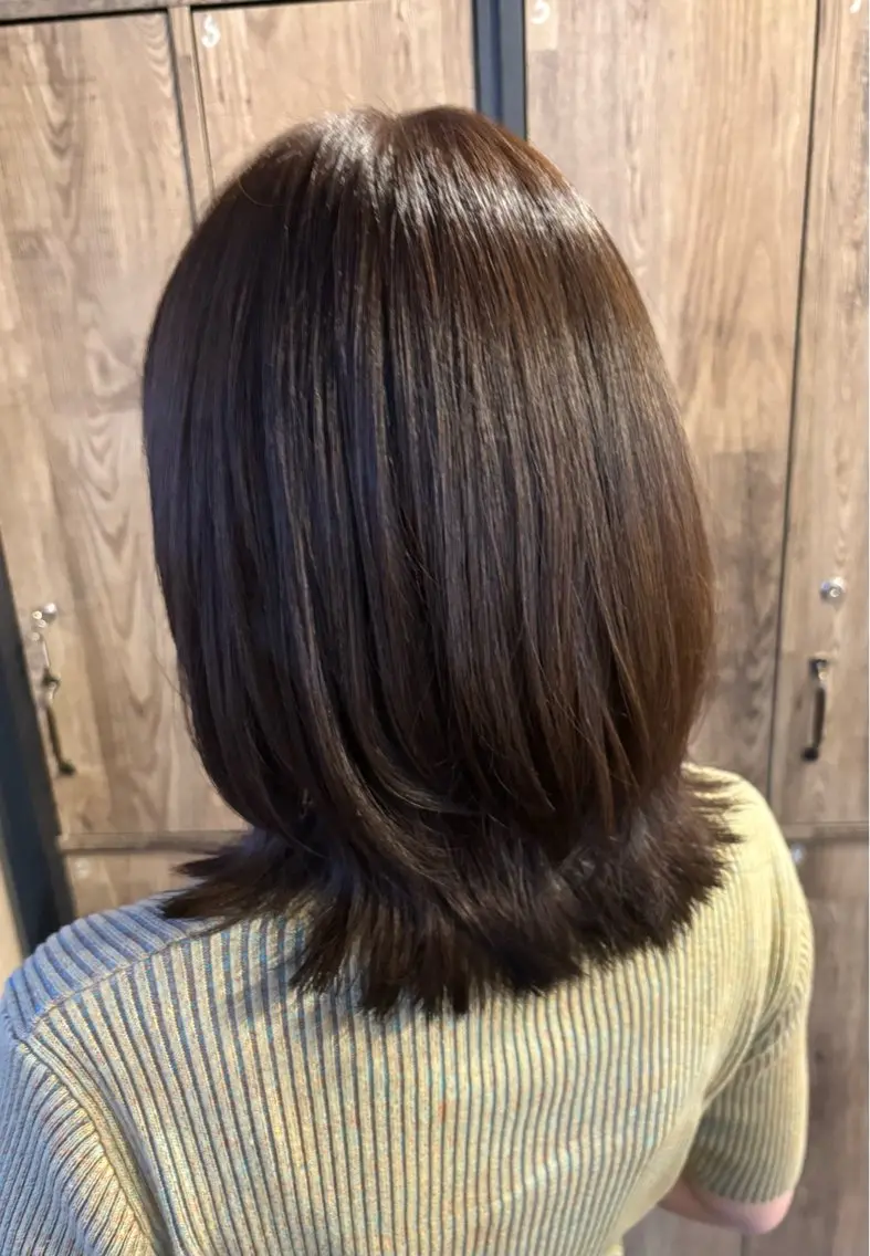 ミディアム カラー オオバ マイカのヘアスタイル