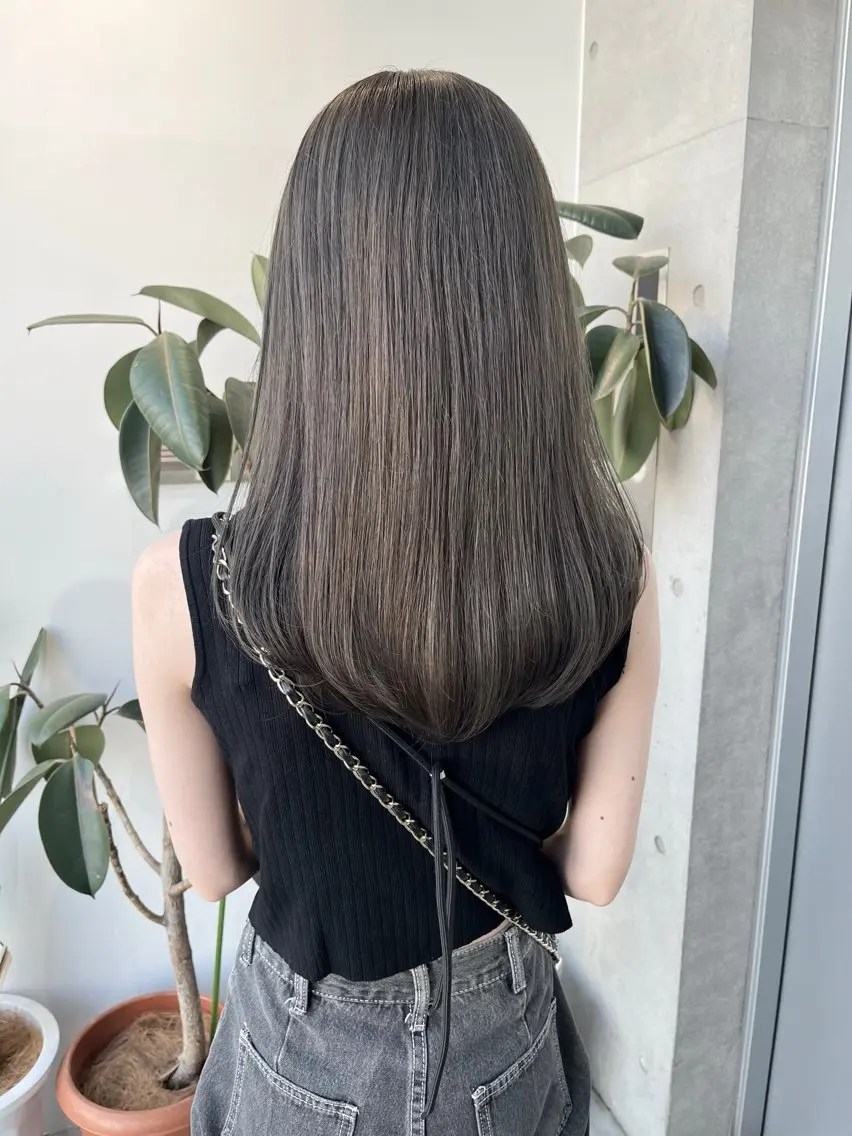セミロング カラー パーマ ヘアアレンジ 透明感カラー✂︎ YUKAのヘアスタイル