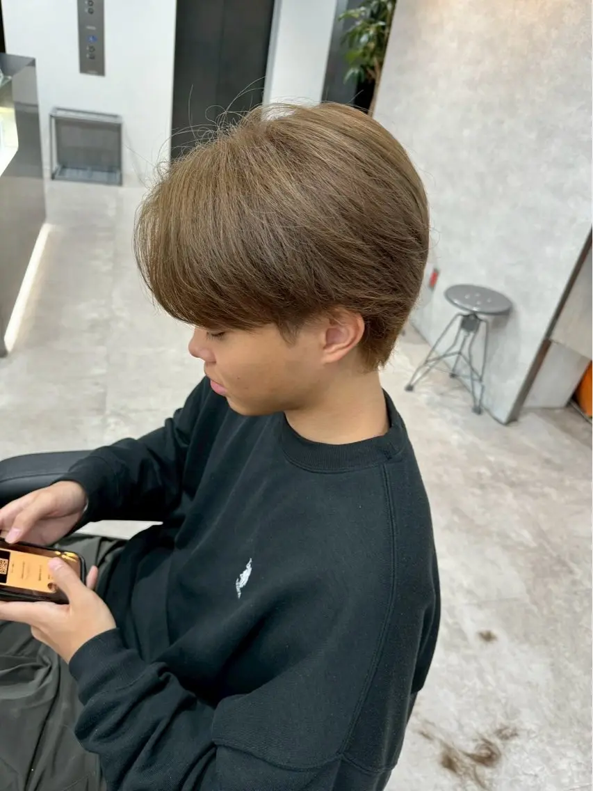 カラー メンズ 💈フェザーパーマ 須賀俊介💈のヘアスタイル