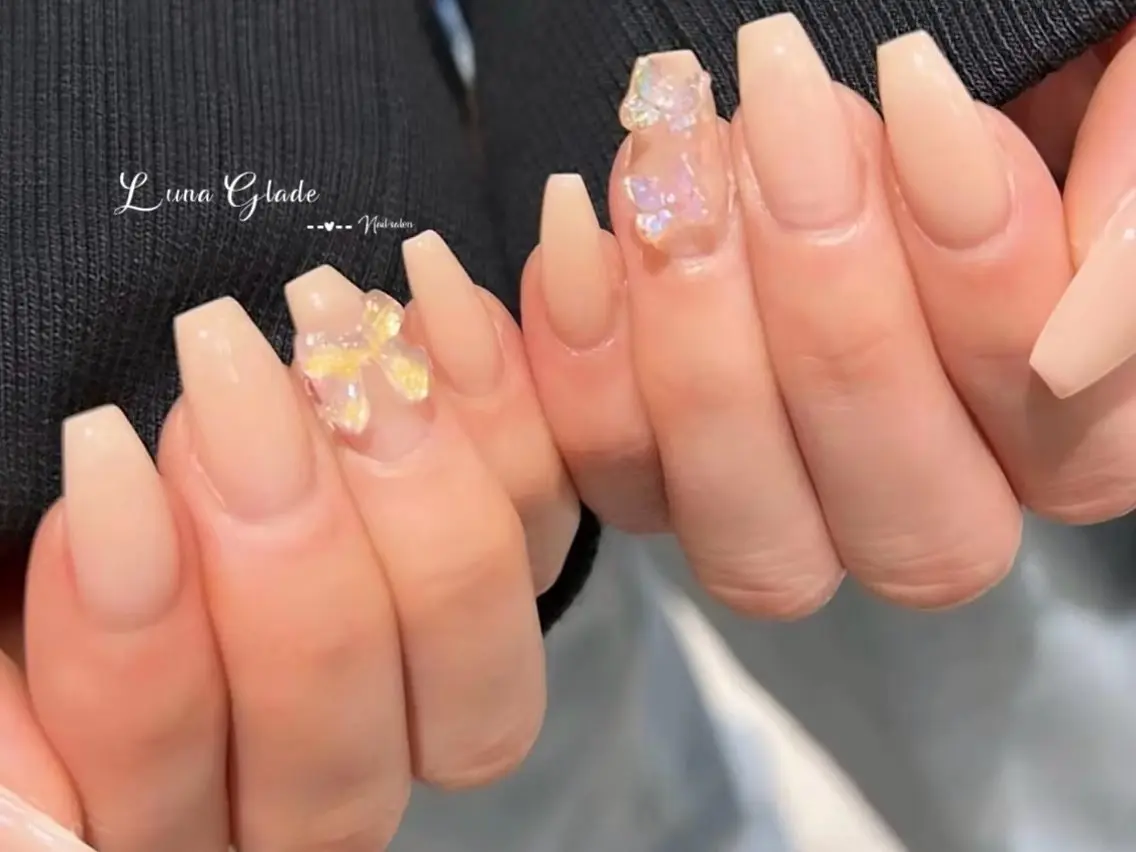 ネイル ハンドネイル Luna Gladeのネイルデザイン