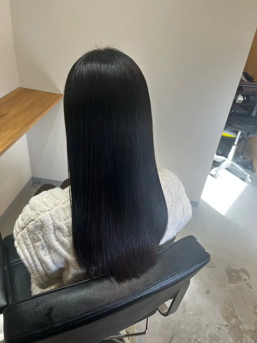 ロング omaフクダ 縮毛矯正/艶髪カラーのヘアスタイル