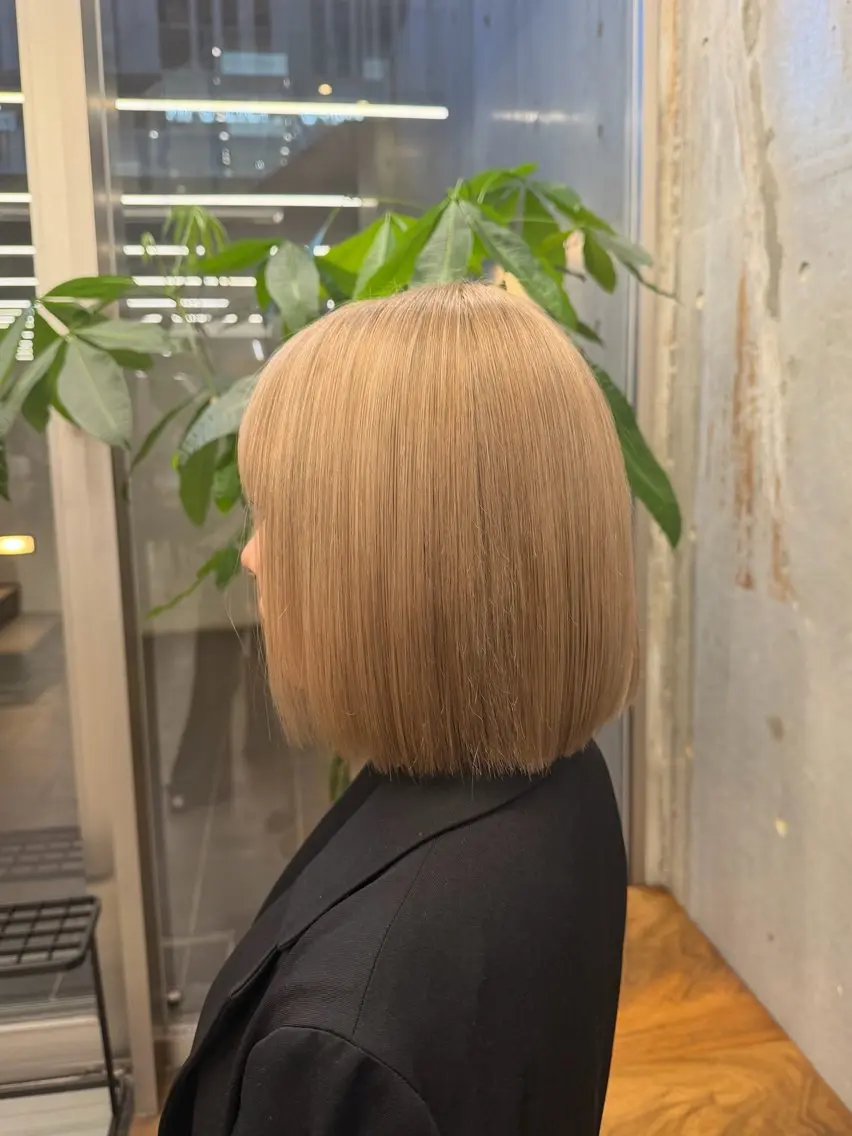 ショート ヘアカラー トリートメント 柔らかいハイトーン× 似合わせ/Yoheiのヘアスタイル