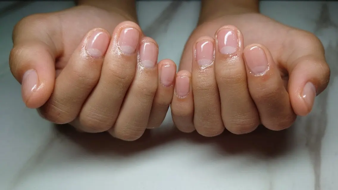 ネイル クリアネイル ハンドネイル Nailsalon AMAのネイルデザイン