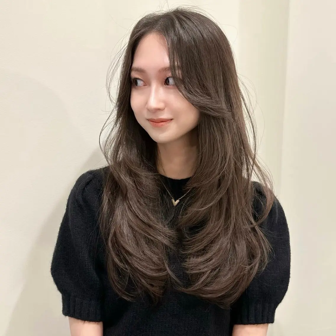 ロング カット ヘアカラー トリートメント 🌹ハッシュカット、 レイヤー韓国ヘア🌹のヘアスタイル
