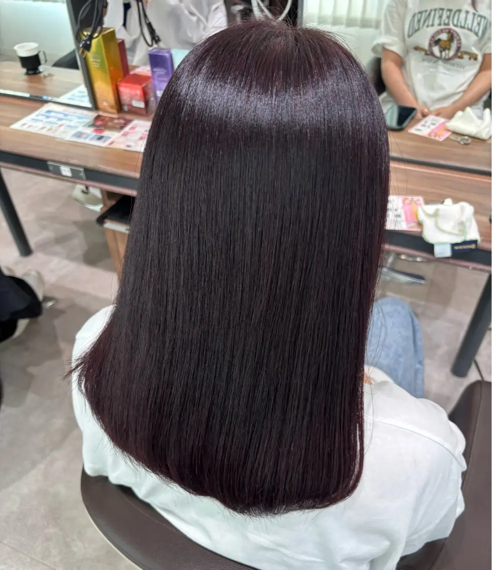 ミディアム カット ヘアカラー 山田 悠朱里のヘアスタイル