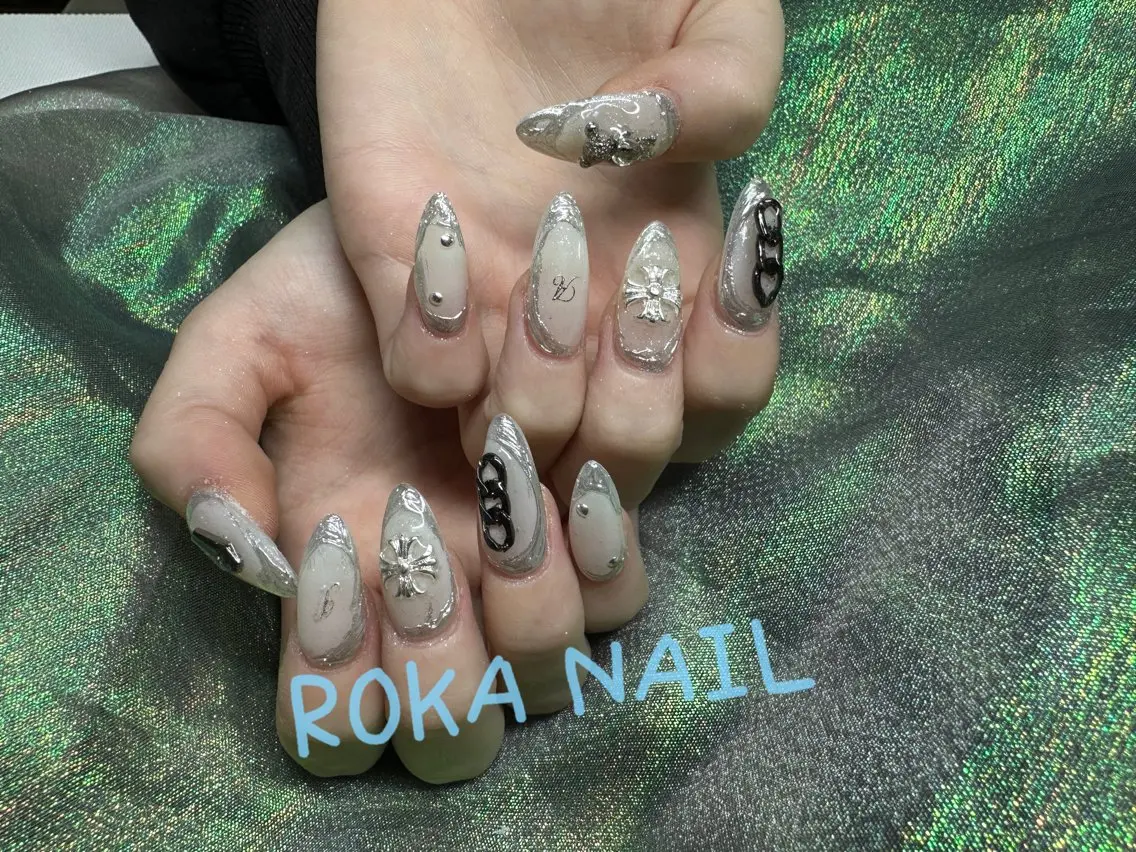ネイル ハンドネイル 長さだし専門店 ROKANAILのネイルデザイン