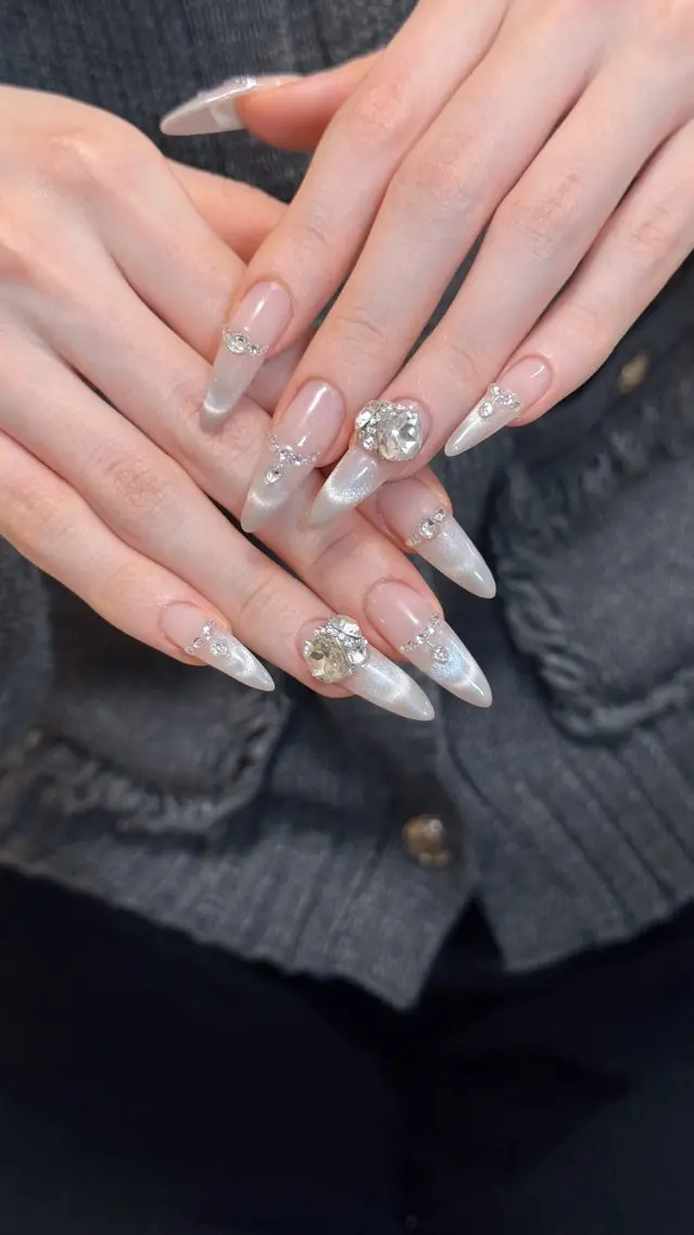ネイル チークネイル マグネットネイル ワンホンネイル nailsalon ChuColaのネイルデザイン