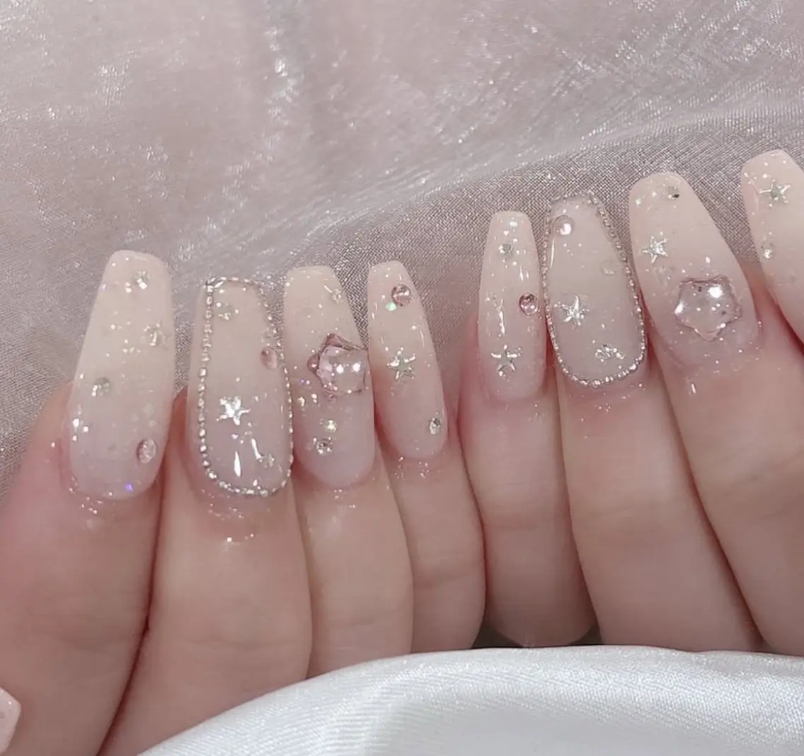 ネイル アートネイル フレンチネイル ジェルネイル キラキラネイル ニュアンスネイル ハンドネイル Ryu Nail NekoChanのネイルデザイン