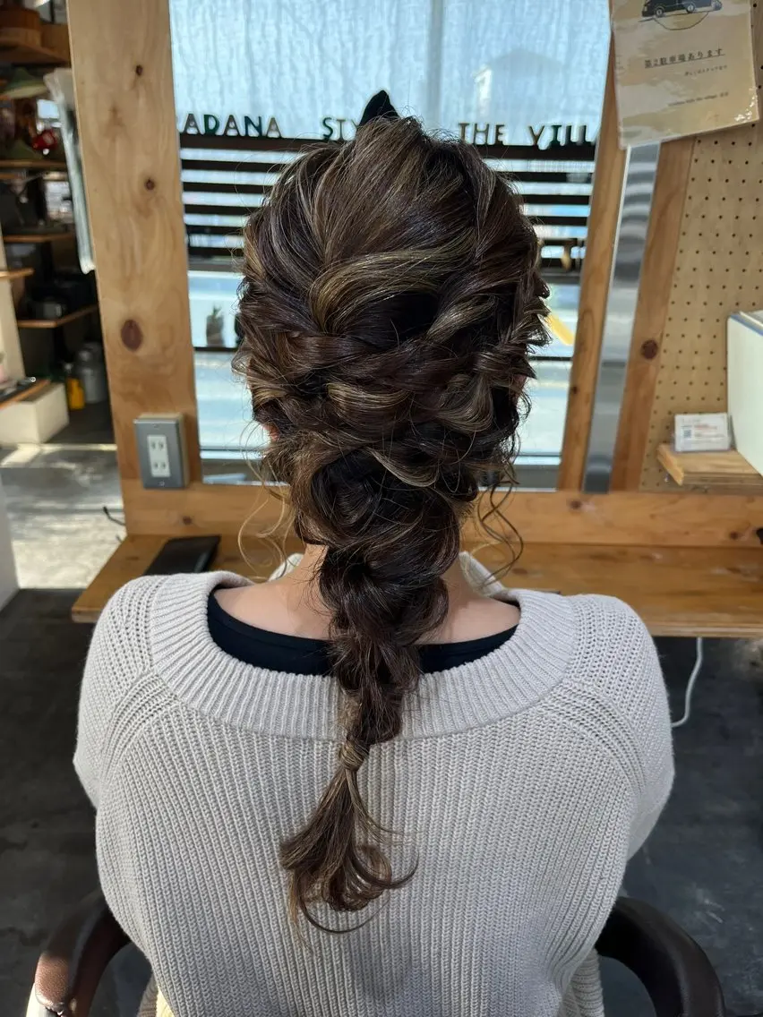 ヘアアレンジ uradana✂︎ nanaのヘアスタイル
