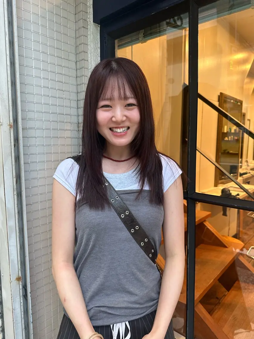 セミロング カラー ヘアカラー ウエカワ ハルのヘアスタイル