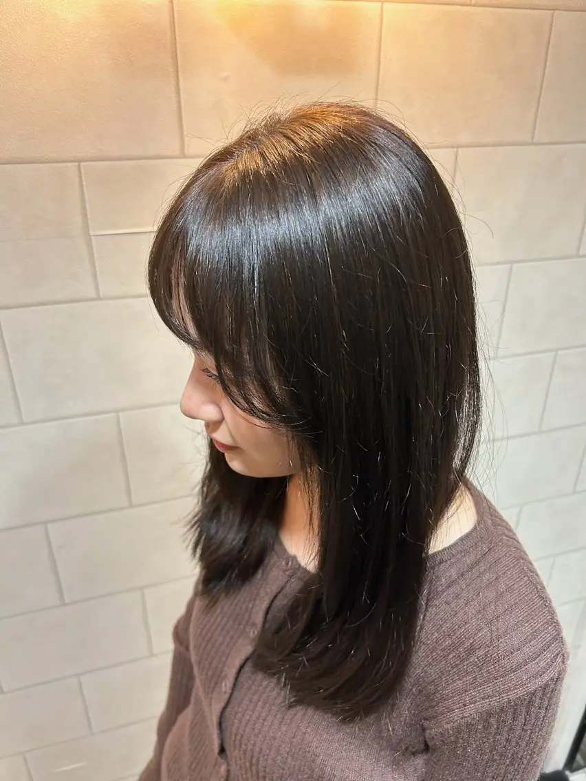 セミロング カラー アッシュ アッシュブラウン ブラウンカラー ヘアカラー 韓国風透明感カラー✨ 播磨茉侑のヘアスタイル
