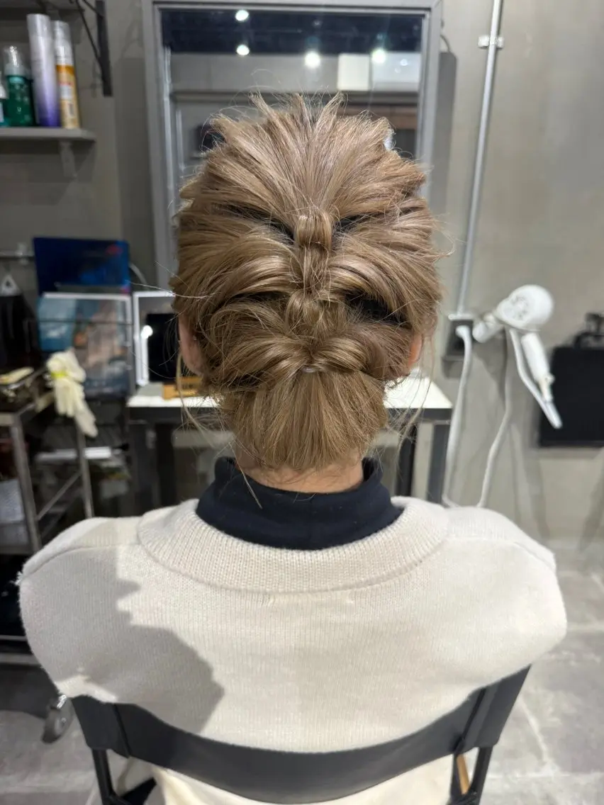 ミディアム ボブ ヘアセット 佐伯 桃のヘアスタイル