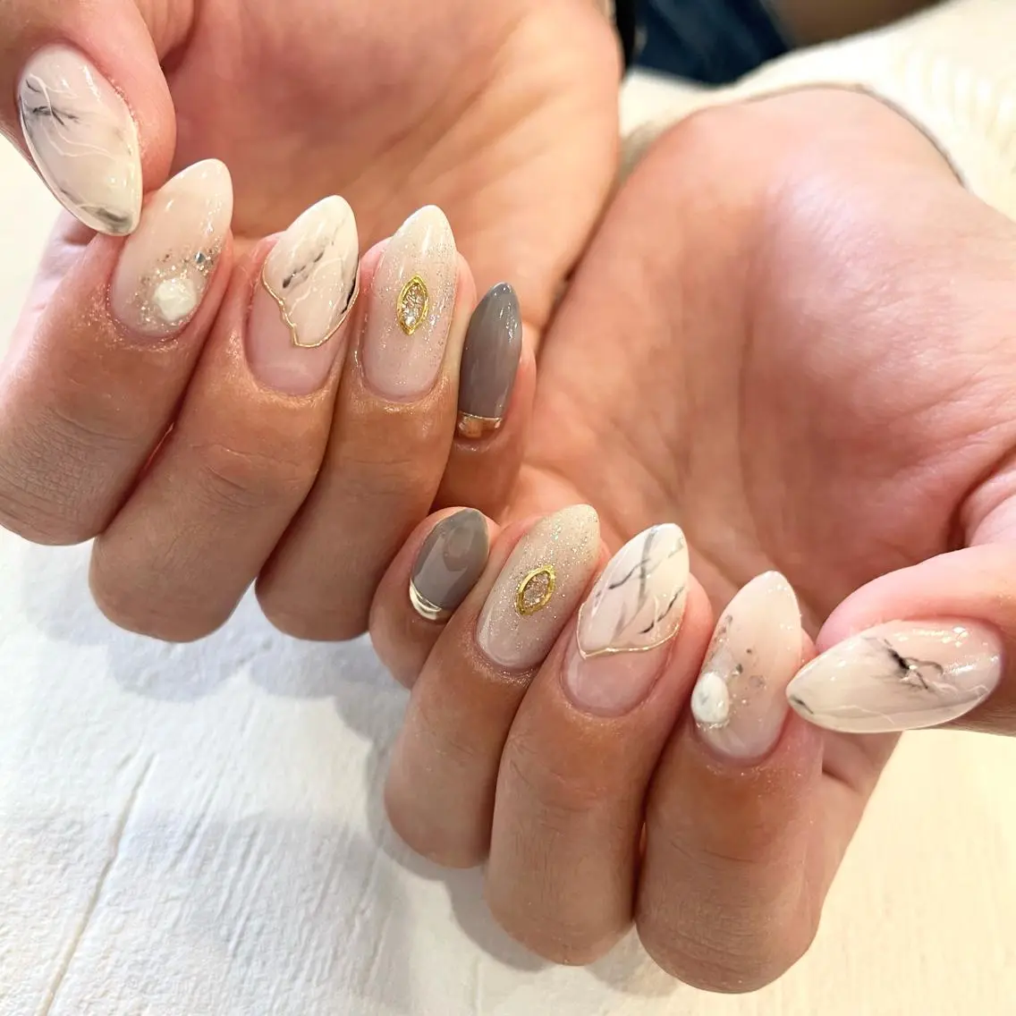 ネイル ハンドネイル Cleo伏見店🌿 Momokaのネイルデザイン