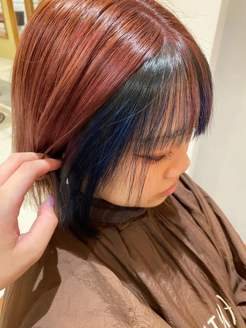 カラー ミストバング  フェイスフレーミング 床櫻 唯のヘアスタイル